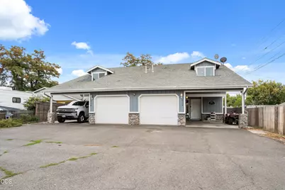 307 W Clark Street, Medford, OR 97501 - Photo 17