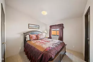 67665 Cloverdale Rd, Sisters, OR 97759 - Photo 35