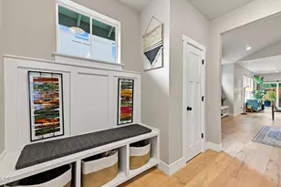 61173 SE Wagyu Dr, Bend, OR 97702 - Photo 5