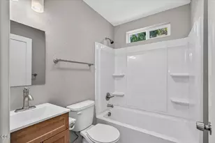 714 Broad St, Medford, OR 97501 - Photo 23