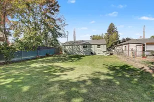 714 Broad St, Medford, OR 97501 - Photo 29