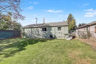 714 Broad St, Medford, OR 97501 - Photo 31