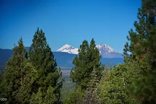 1960 NW Keenan Ct, Bend, OR 97703 - Photo 5