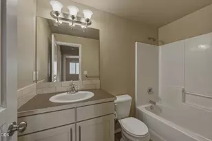 19622 Harvard Pl, Bend, OR 97702 - Photo 27