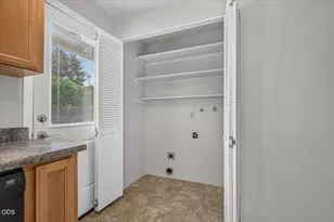 616 Hemlock Ave, Central Point, OR 97502 - Photo 17