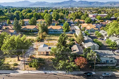 1212 - 1220 Morrow Road, Medford, OR 97504 - Photo 17