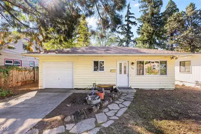 28 Eastwood Drive, Medford, OR 97504 - Photo 1