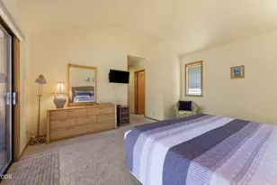 17855 Lava Butte Ln, Sunriver, OR 97707 - Photo 25