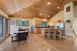 17855 Lava Butte Ln, Sunriver, OR 97707 - Photo 11