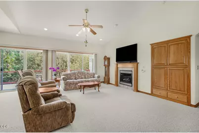 560 NW Rachel Lynn Way, Roseburg, OR 97471 - Photo 5