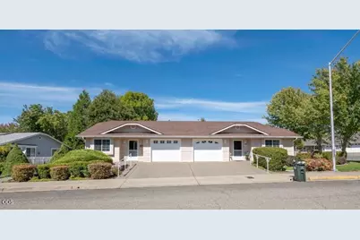 3036 University Road #3036-3038, Grants Pass, OR 97527 - Photo 3