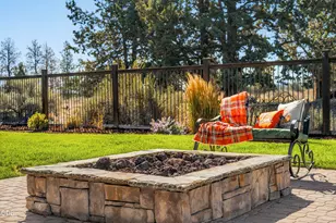 20921 Miramar Dr, Bend, OR 97702 - Photo 43