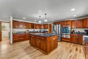 676 Becklin Dr, Merlin, OR 97532 - Photo 15