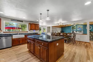 676 Becklin Dr, Merlin, OR 97532 - Photo 13