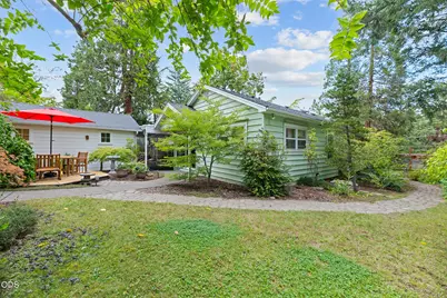 689 Beach Street, Ashland, OR 97520 - Photo 27