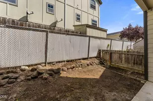 139 Casey Way, Central Point, OR 97502 - Photo 5