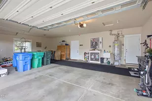 2212 SE Linden Ln, Grants Pass, OR 97527 - Photo 49