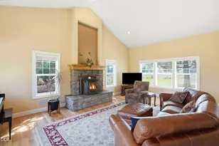 60430 Sun Ridge, Bend, OR 97702 - Photo 9