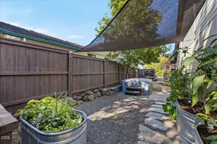 3579 Michael Park Dr, Medford, OR 97504 - Photo 29