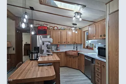 9045 Ground Squirrel Drive, Bonanza, OR 97623 - Photo 17