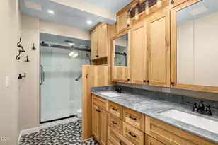 2221 SW 1st Ave, Portland, OR 97201 - Photo 25