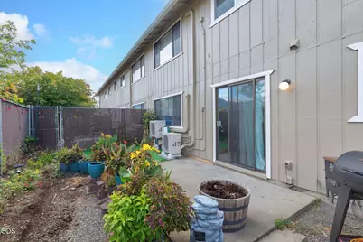 1704 NE Fairview Avenue, Grants Pass, OR 97526 - Photo 21