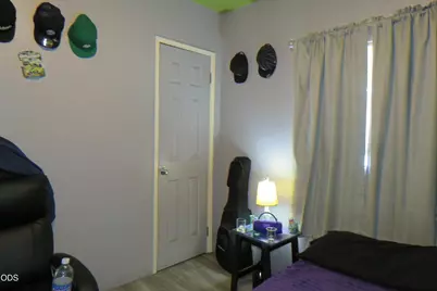 905 N 9th Street, Klamath Falls, OR 97601 - Photo 13