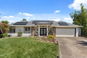 667 Rose Valley Ct, Central Point, OR 97502 - Photo 31