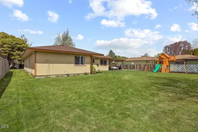 5110 Sturdivant Avenue, Klamath Falls, OR 97603 - Photo 11