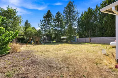 125 Penny Lane, Shady Cove, OR 97539 - Photo 27
