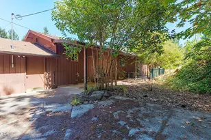 4433 Rogue River Hwy, Grants Pass, OR 97527 - Photo 37