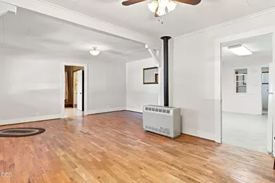 121 N Front Street, Talent, OR 97540 - Photo 3