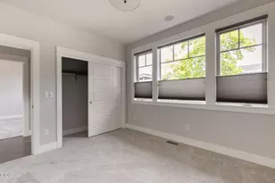 19301 Alianna Loop, Bend, OR 97702 - Photo 31