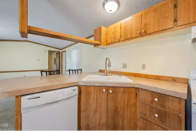 185 NW Harwood Street #SPC 44, Prineville, OR 97754 - Photo 13