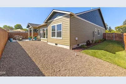 1681 Thomas Road, Medford, OR 97501 - Photo 37