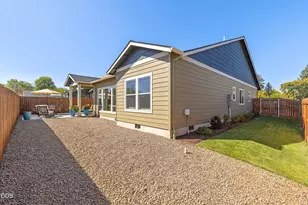 1681 Thomas Rd, Medford, OR 97501 - Photo 37