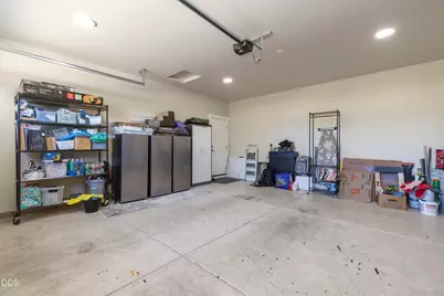 1681 Thomas Road, Medford, OR 97501 - Photo 33
