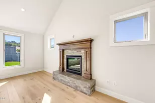 449 Autumn Hls Dr, Medford, OR 97504 - Photo 7