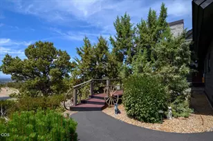 14407 SW Spirit Rock Dr, Powell Butte, OR 97753 - Photo 9
