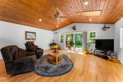 370 Horseshoe Drive, Grants Pass, OR 97526 - Photo 5