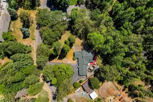370 Horseshoe Dr, Grants Pass, OR 97526 - Photo 39