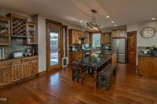 63109 Turret Ct, Bend, OR 97701 - Photo 9