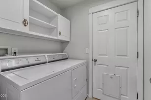 1454 NW Spruce Ct, Redmond, OR 97756 - Photo 15