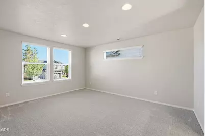21141 SE Azalia Avenue, Bend, OR 97702 - Photo 17