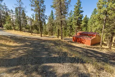 8609 McLaughlin Lane, Klamath Falls, OR 97601 - Photo 53