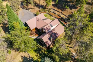 8609 McLaughlin Ln, Klamath Falls, OR 97601 - Photo 9