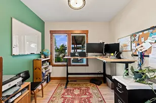 1030 N Bluebird St, Sisters, OR 97759 - Photo 31