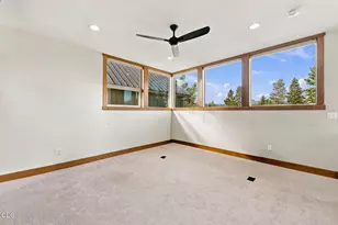 1030 N Bluebird St, Sisters, OR 97759 - Photo 35