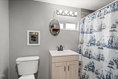 2395 Redwood Avenue #42, Grants Pass, OR 97527 - Photo 5