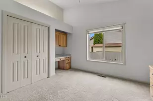 2635 NW Canyon Dr, Redmond, OR 97756 - Photo 23